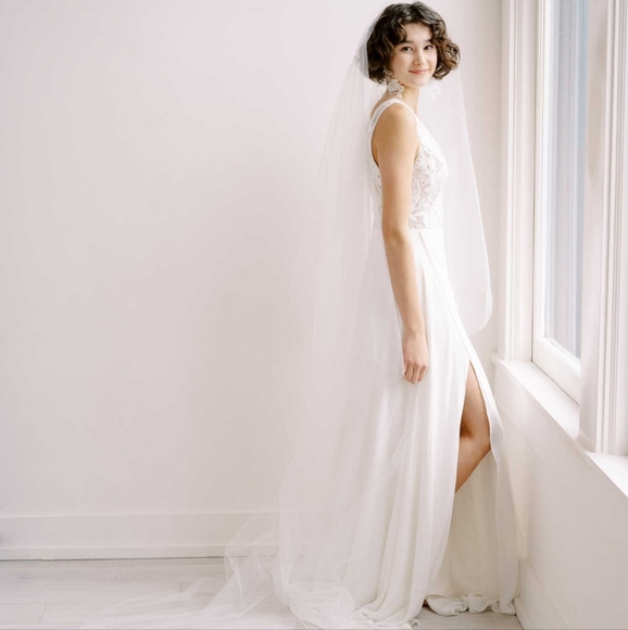 1x Simple and Wide chapel veil with blusher - light ivory - Picture 2 of 6